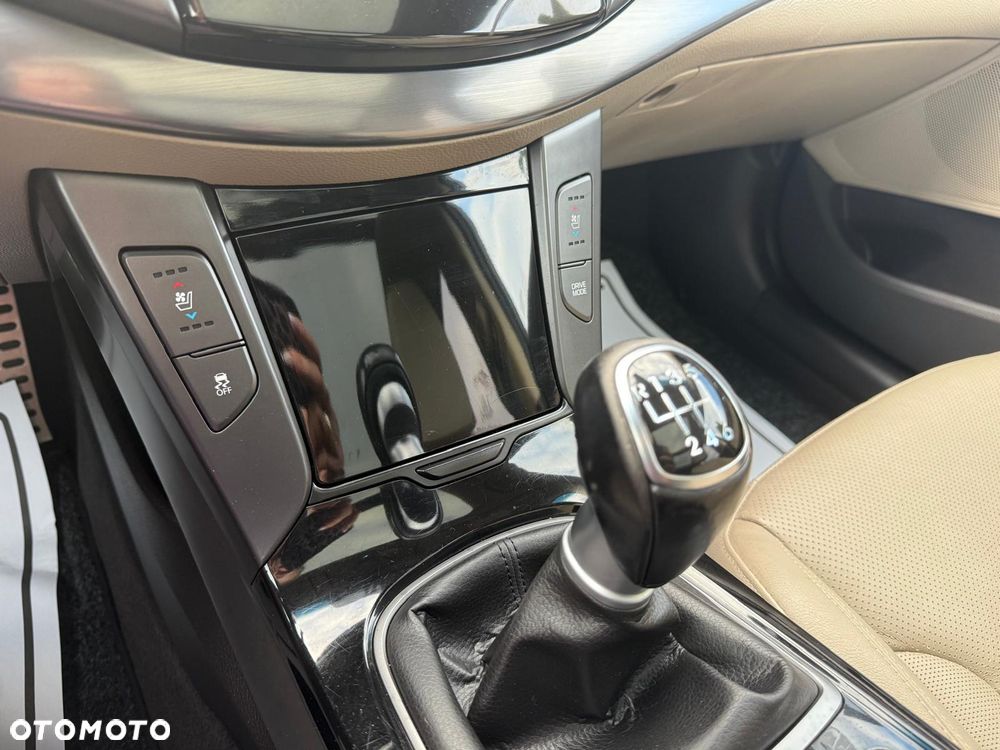 Hyundai i40 Kombi 1.7 CRDi Premium - 31