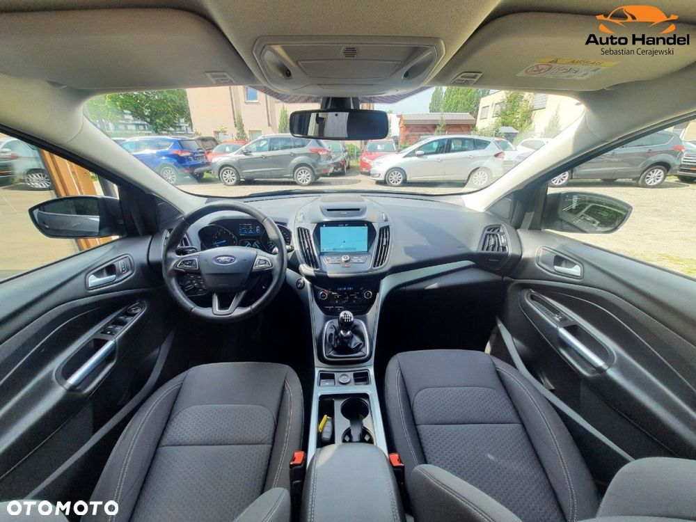 Ford Kuga 1.5 EcoBoost 2x4 Titanium - 5