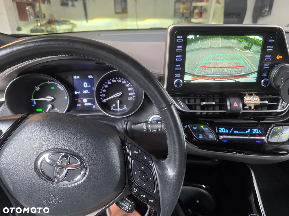 Toyota C-HR - 6