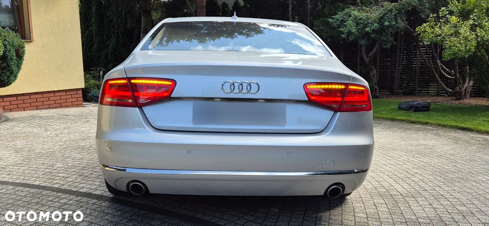 Audi A8 - 2