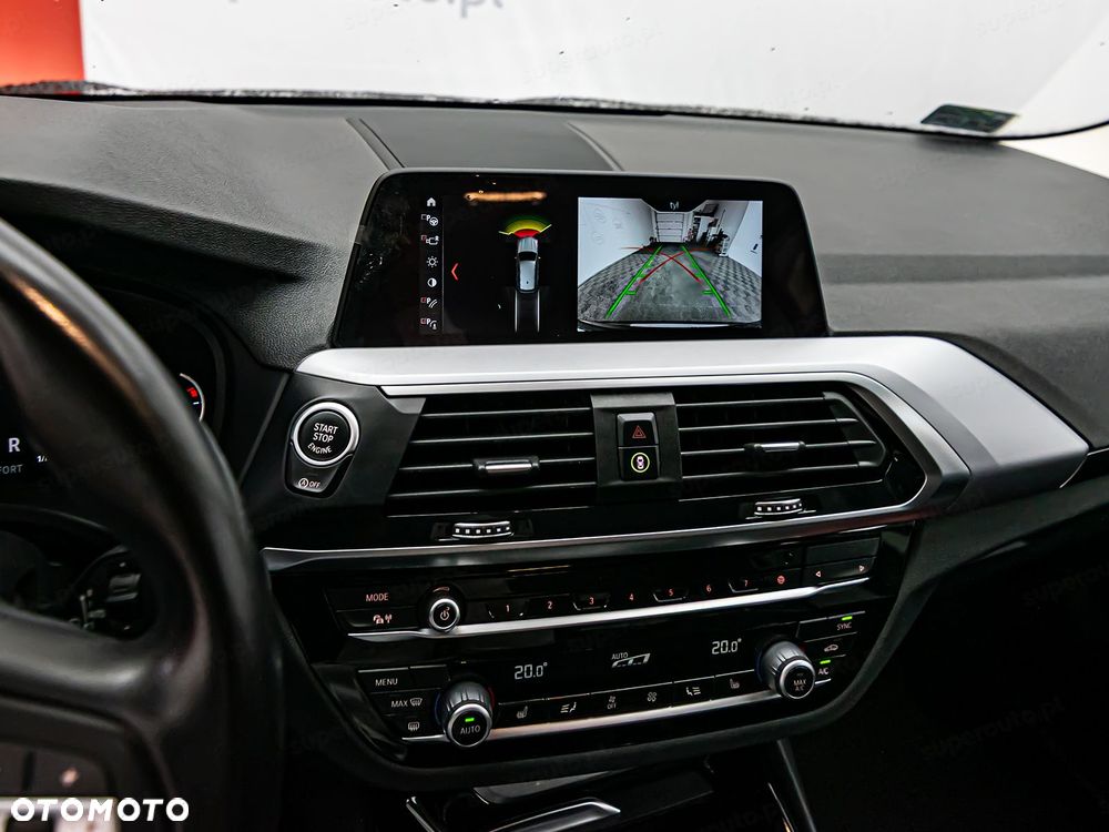 BMW X3 xDrive20i - 18