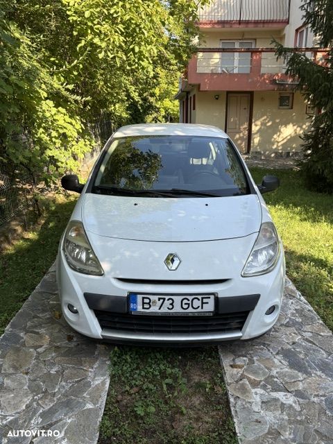 Renault Clio 1.5 dCi 75 Expression - 8