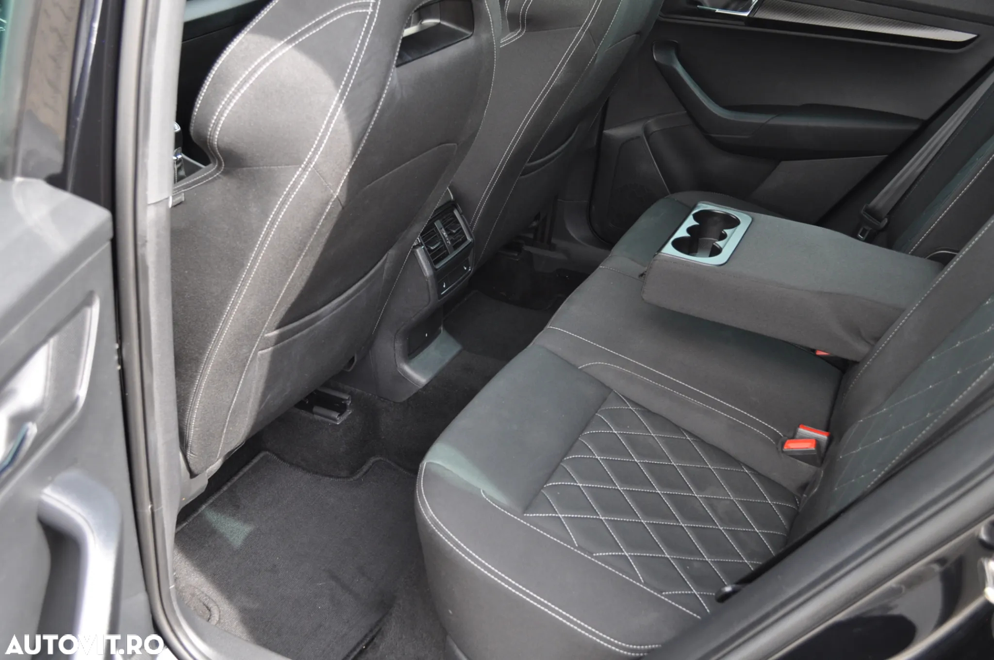 Skoda Karoq 2.0 TDI SCR Sportline - 17