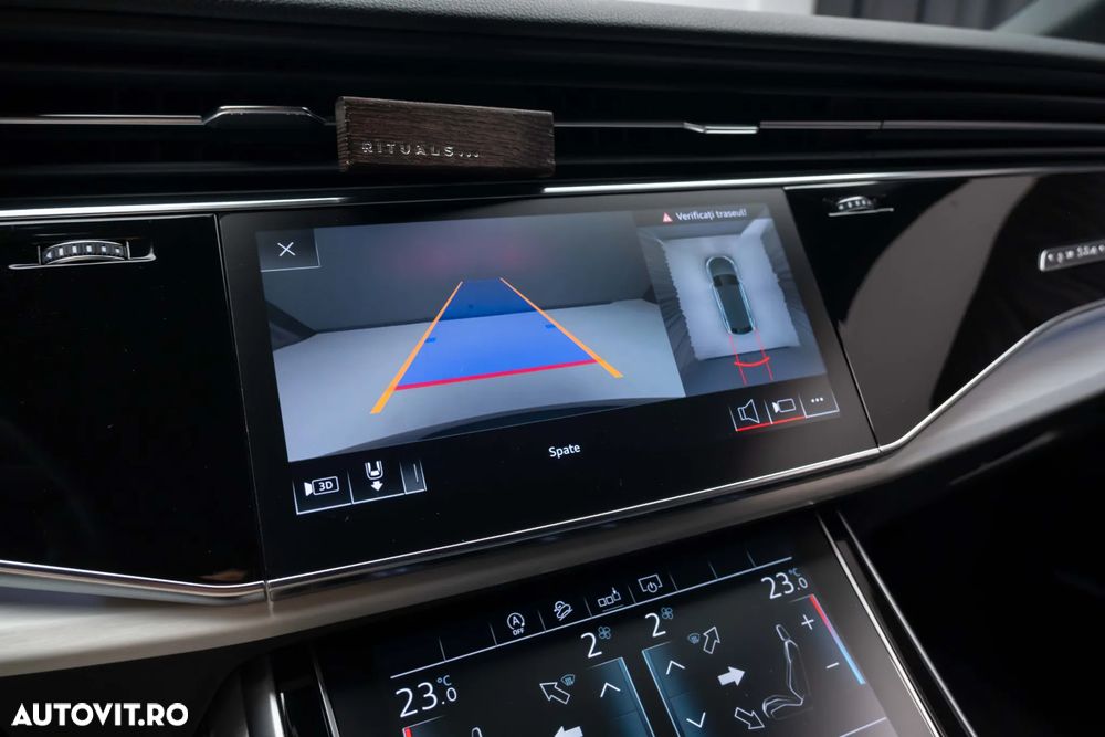 Audi Q8 - 15