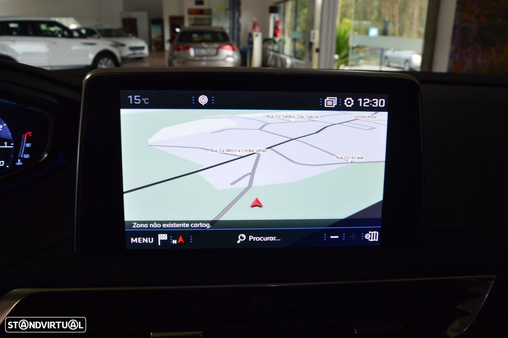 Peugeot 5008 1.2 PureTech Allure EAT6 - 42