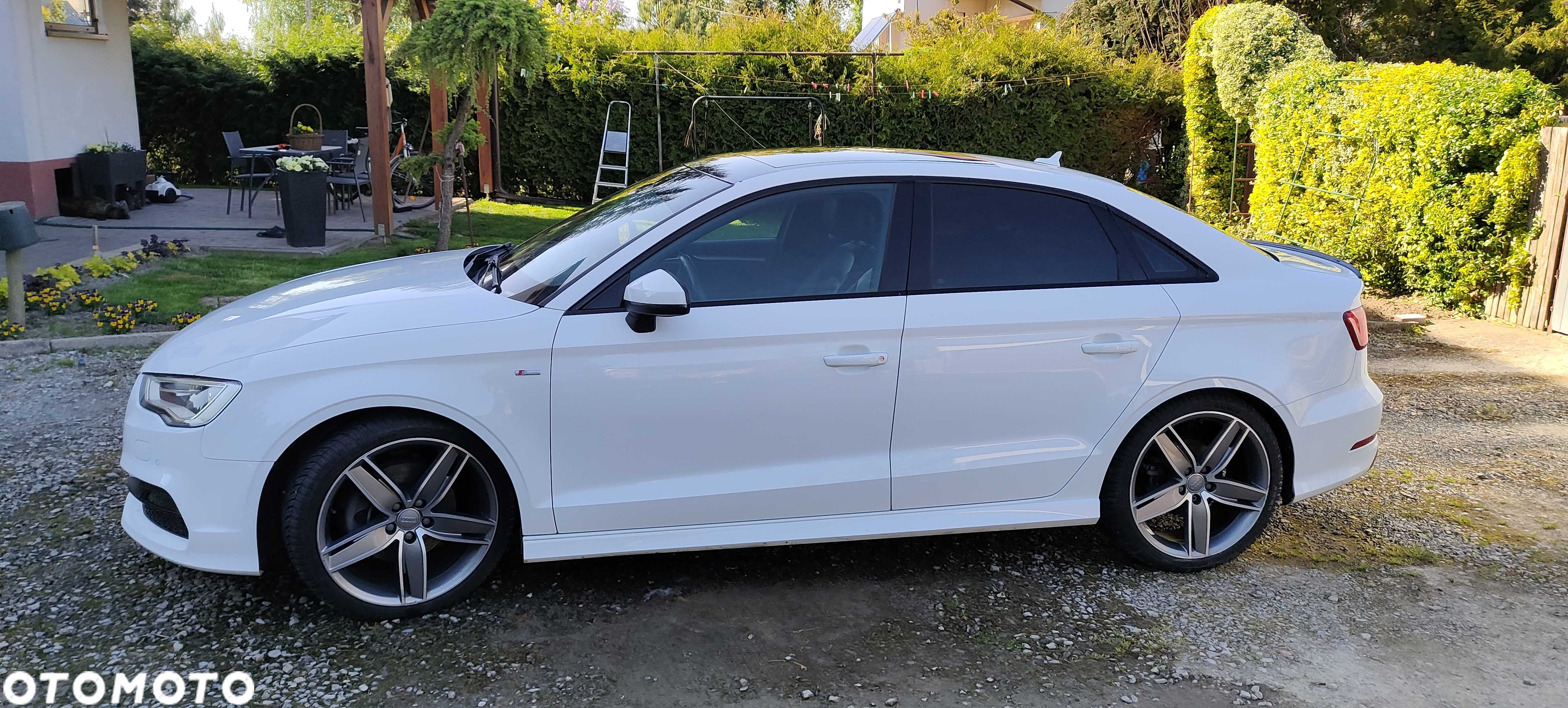 Audi A3 1.8 TFSI Sportback S tronic S line Sportpaket - 2