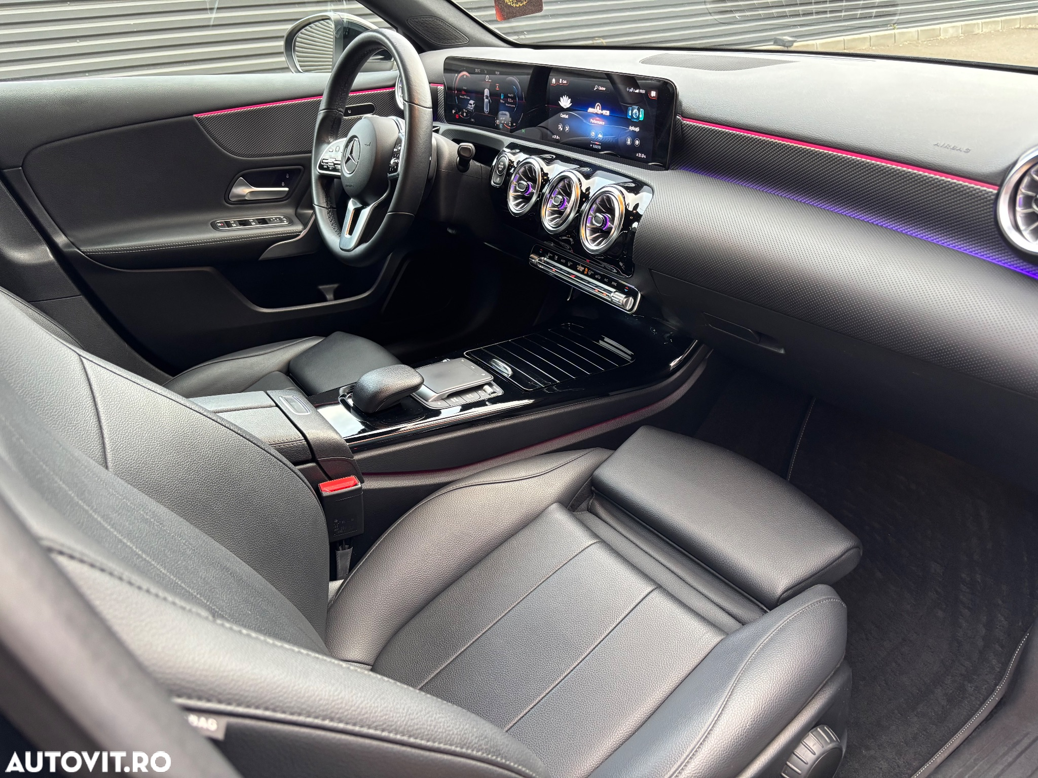Mercedes-Benz A 180 7G-DCT Edition 2021 - 8