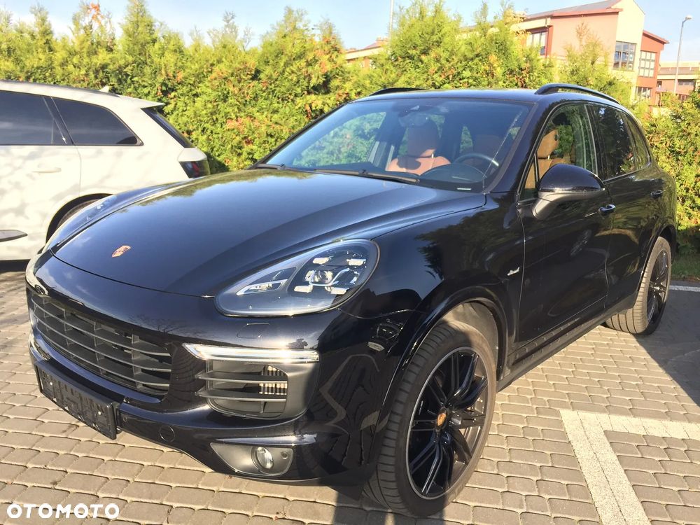 Porsche Cayenne Diesel Platinum Edition - 1
