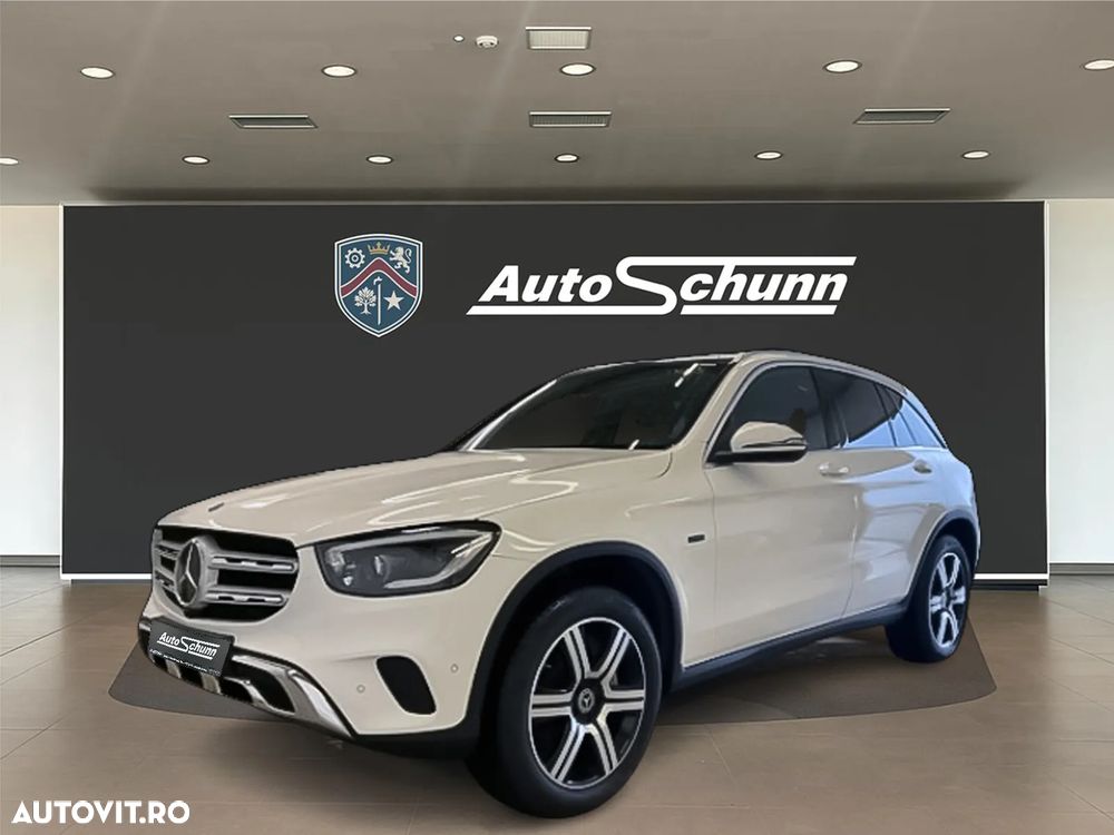 Mercedes-Benz GLC 300 e 4Matic 9G-TRONIC AMG Line - 1