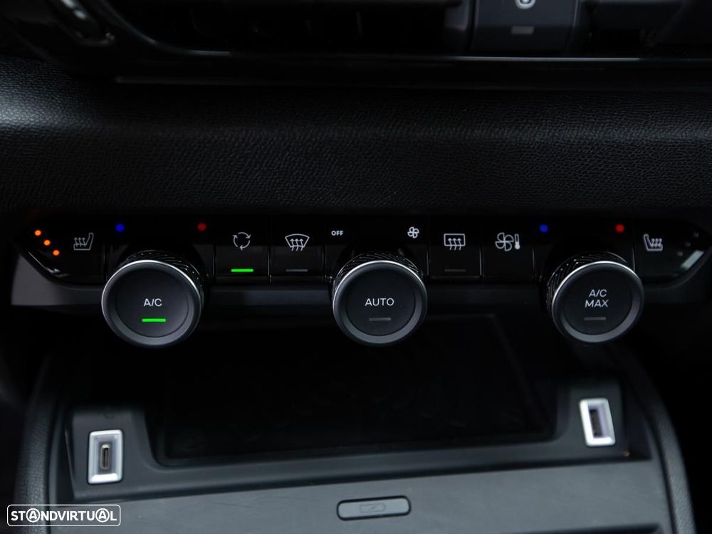 Citroën e-C4 136 MAX - 16