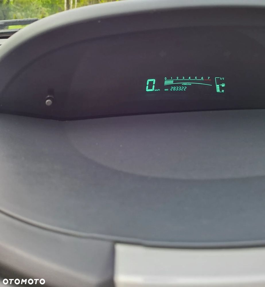 Toyota Yaris 1.3 Luna - 2