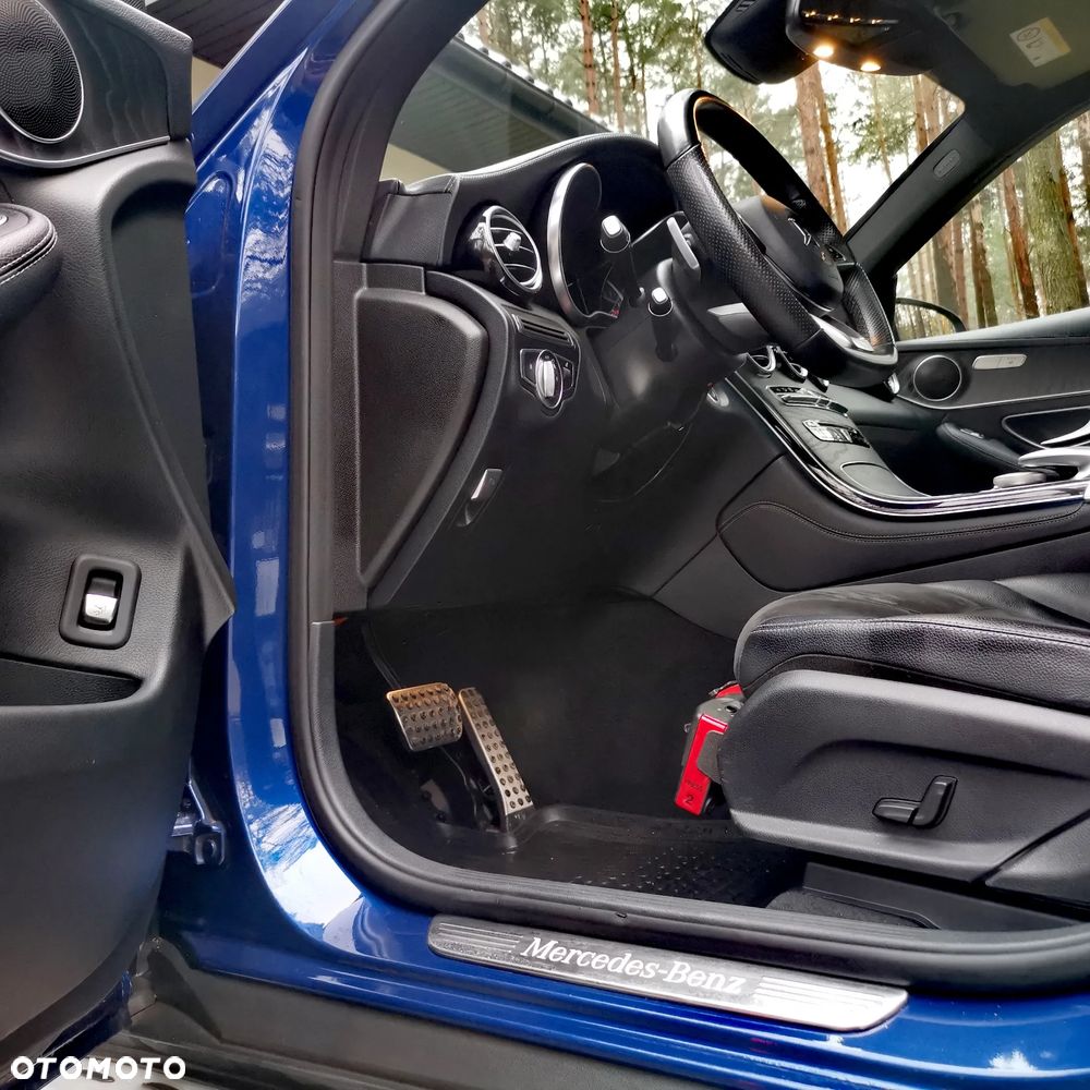 Mercedes-Benz GLC 250 4Matic 9G-TRONIC AMG Line - 9