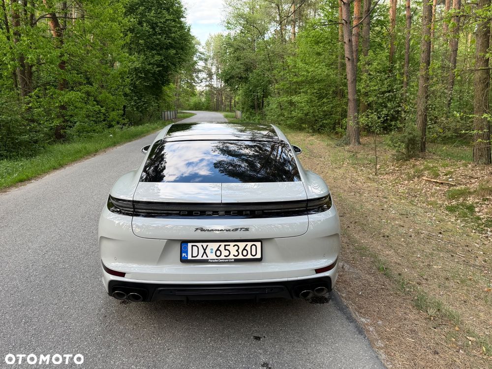 Porsche Panamera - 18