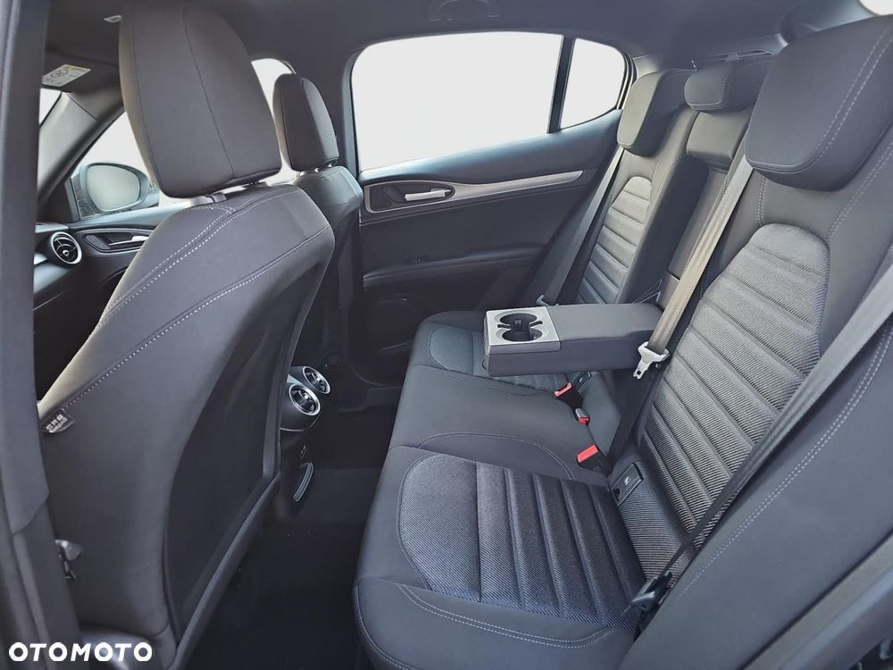 Alfa Romeo Stelvio 2.0 Turbo Sprint Q4 - 22