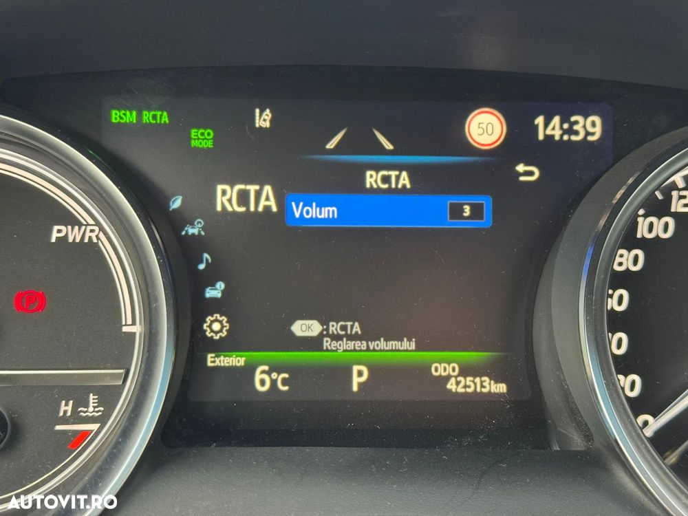 Toyota Camry 2.5 Hybrid Dynamic - 28