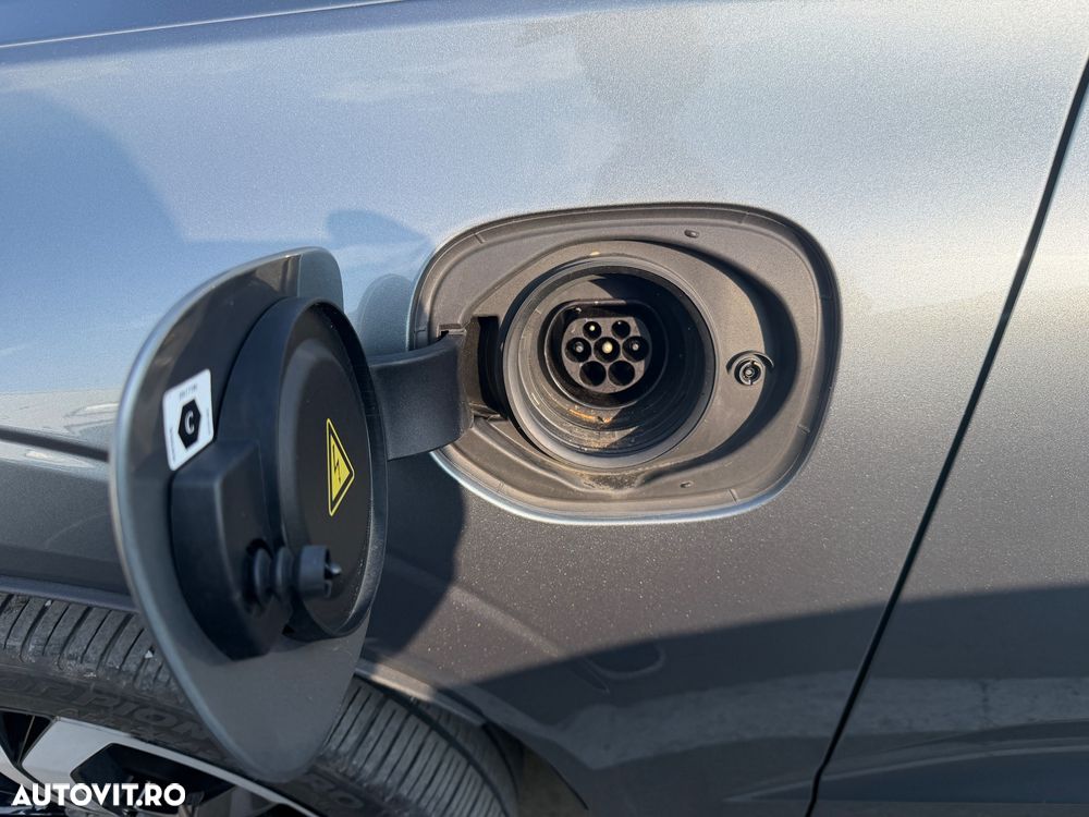 Volvo XC 60 T6 AWD AT PHEV Plus Dark - 15