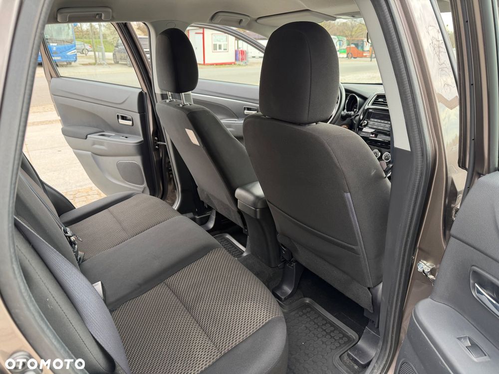 Mitsubishi ASX 1.6 Invite - 8