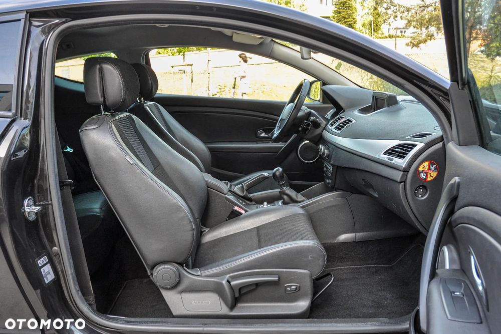 Renault Megane - 11