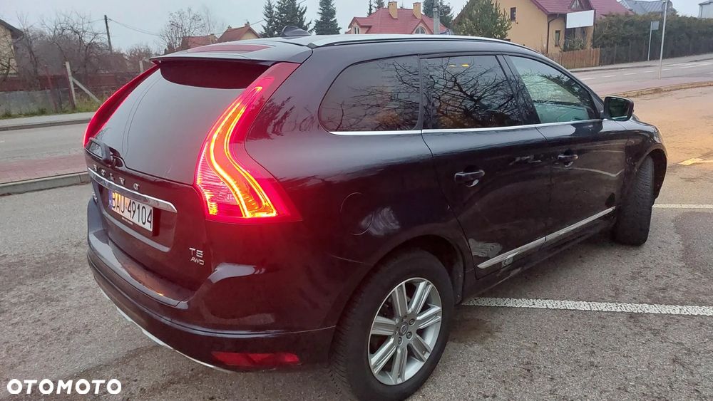 Volvo XC 60 T5 Momentum - 14