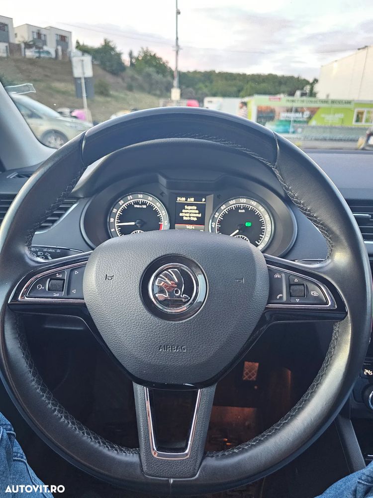 Skoda Octavia 2.0 TDI 4X4 DSG Style - 32