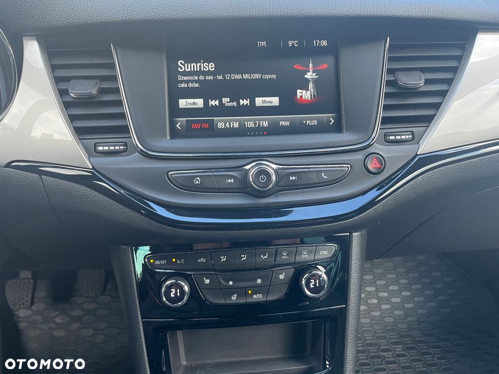 Opel Astra 1.2 T Elegance S&S - 12