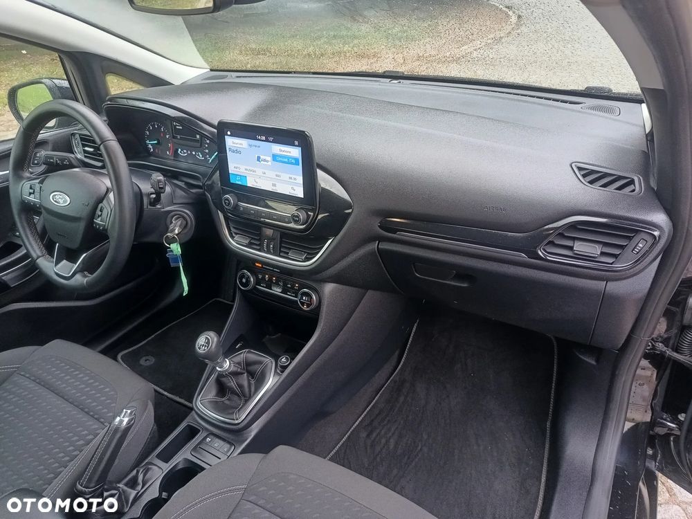 Ford Fiesta 1.0 EcoBoost S&S TITANIUM - 23