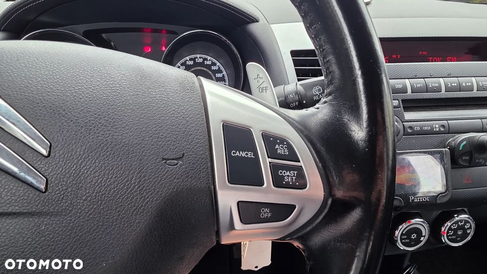 Citroën C-Crosser 2.4i CVT Exclusive - 18