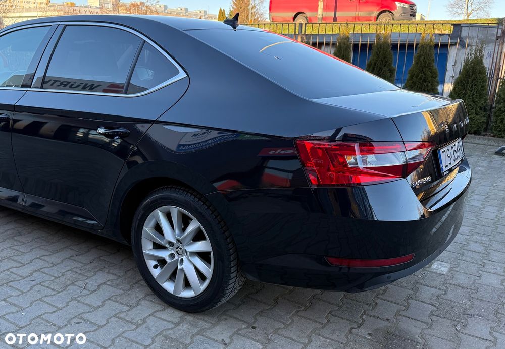 Skoda Superb 2.0 TDI SCR 4x4 Ambition DSG - 7