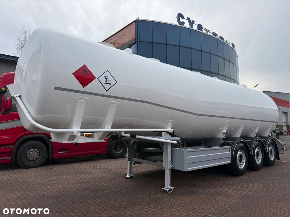 Inny Willig do paliwa, 5 komór, ADR, świeżo po dozorach - 4