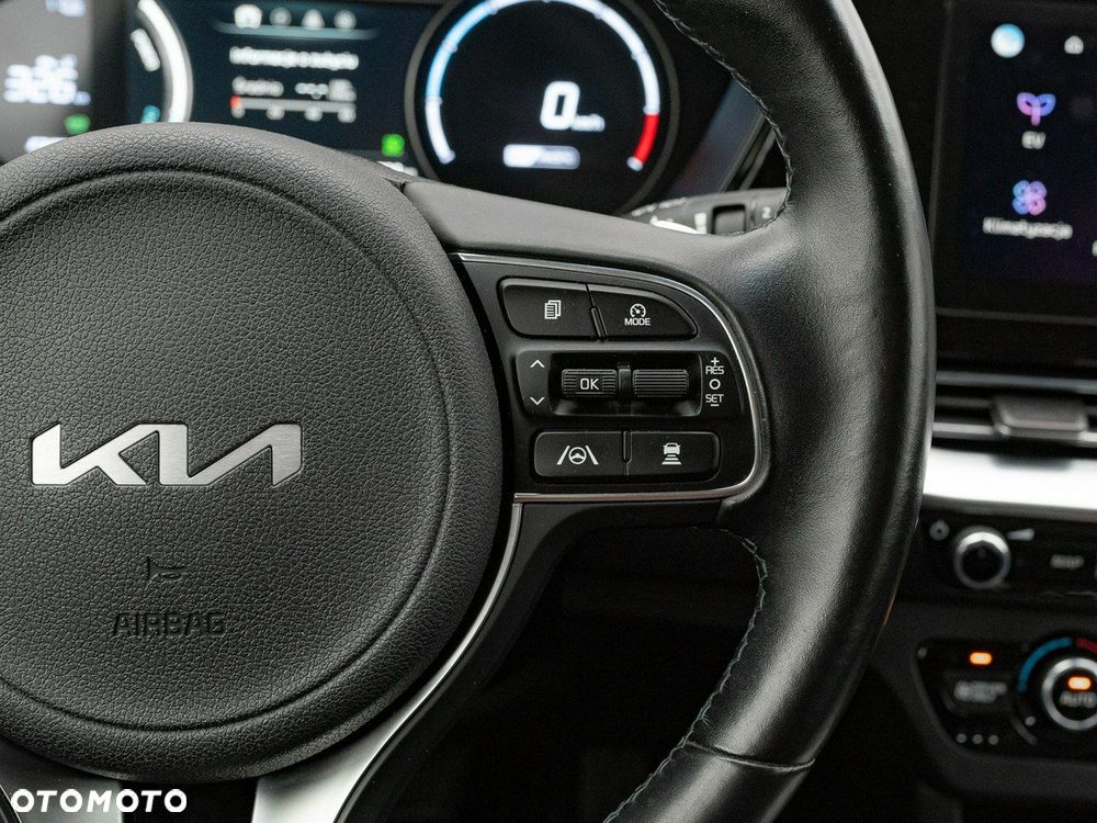 Kia Niro 64kWh L - 18