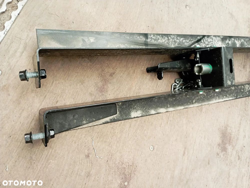 WINDA UCHWYT koła zapasowego NOWY oryginalny ISUZU N35, L35,M21, NPR, P, NNR, NLR - 5