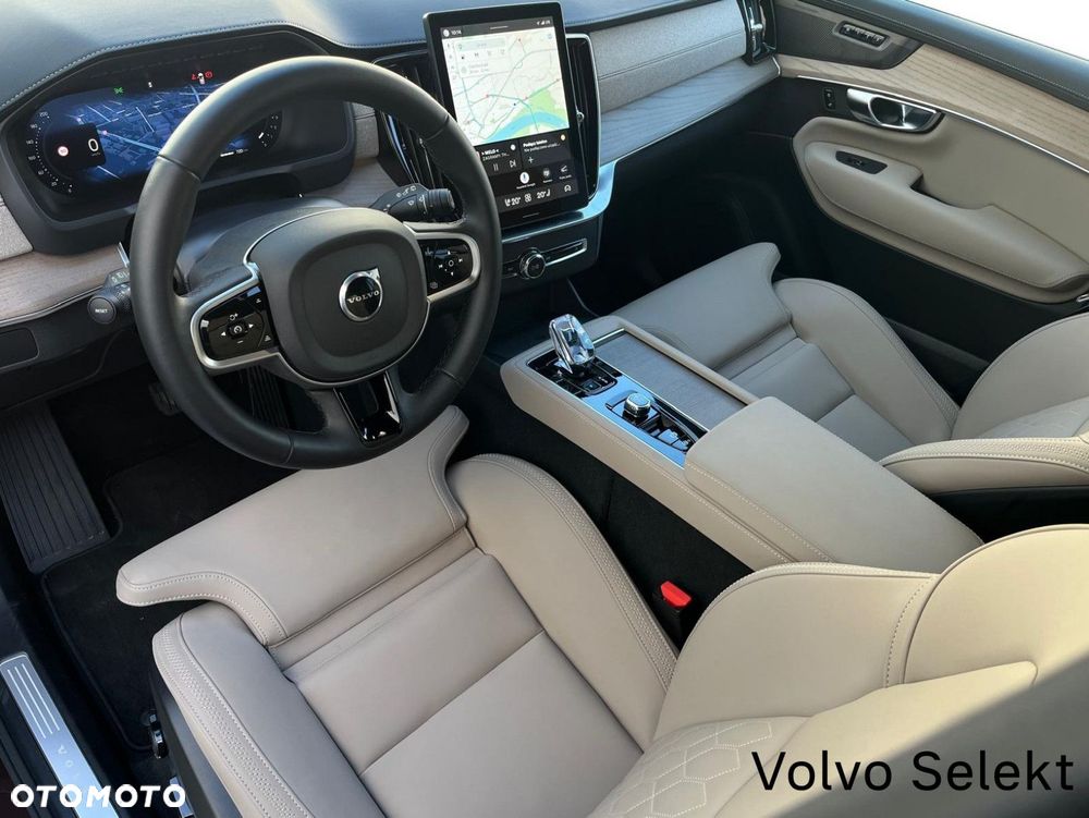 Volvo XC 90 - 12