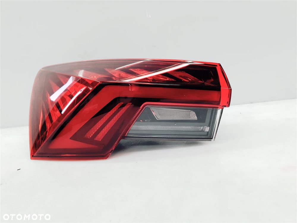 SKODA OCTAVIA IV 5E3 19r LEWA LAMPA TYŁ LED ORY EU - 1