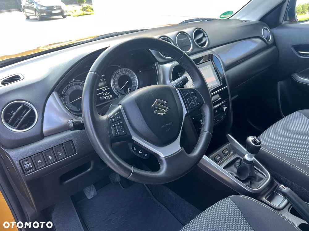 Suzuki Vitara 1.4 Boosterjet Premium 2WD - 28