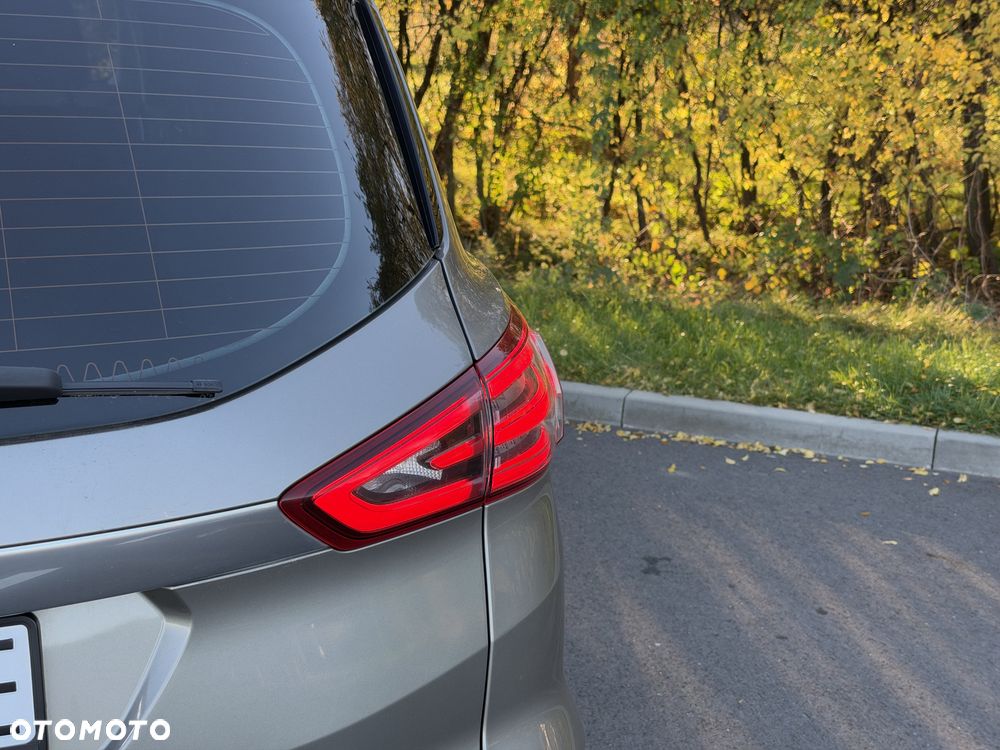 Ford S-Max - 26