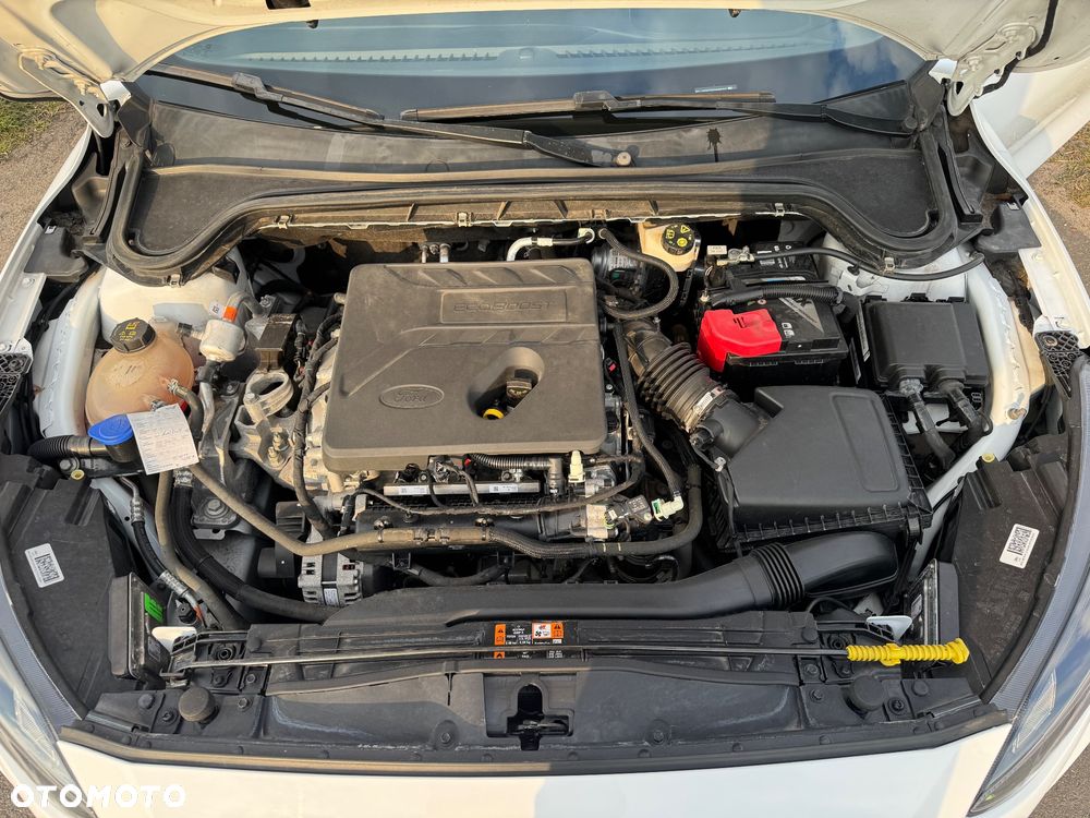 Ford Focus 1.5 EcoBoost ST-Line - 17