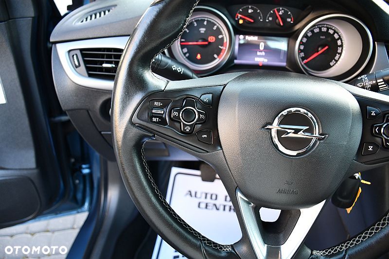 Opel Astra 1.4 Turbo Innovation - 17