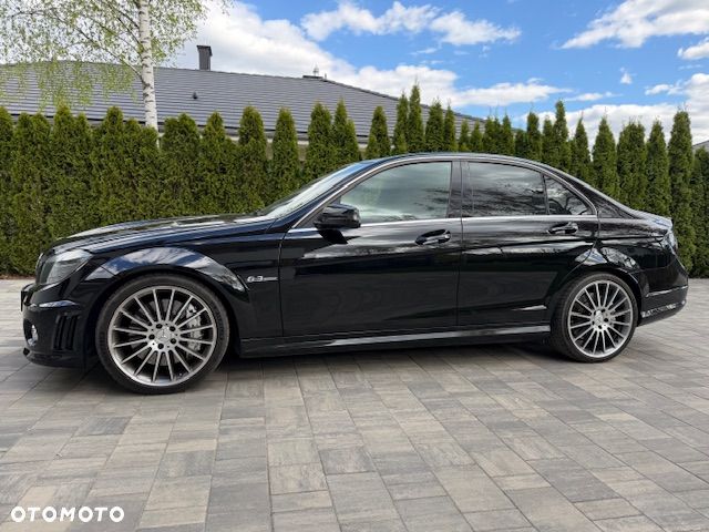 Mercedes-Benz Klasa C 63 AMG - 1