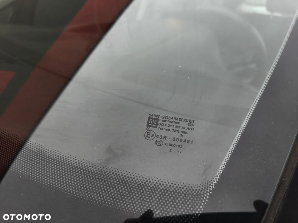 Opel Corsa 1.2 Cosmo - 22