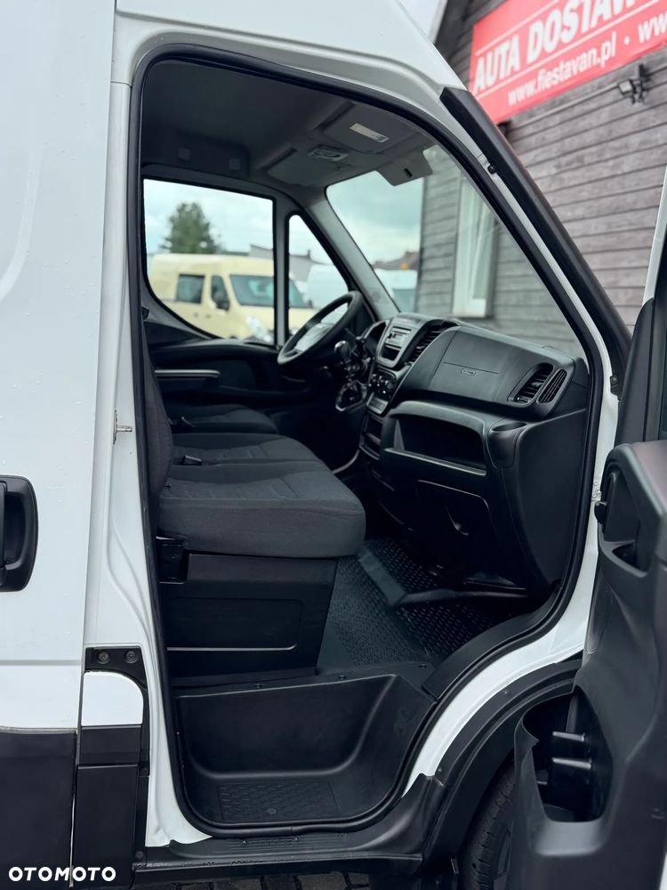 Iveco 35C15 - 11