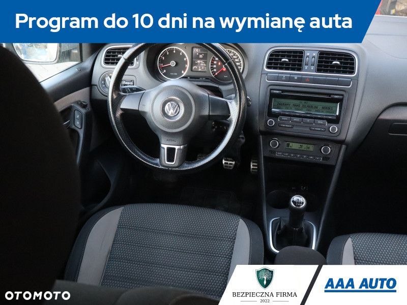Volkswagen Polo - 9