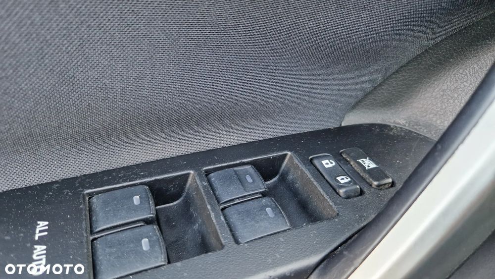 Toyota Auris - 13