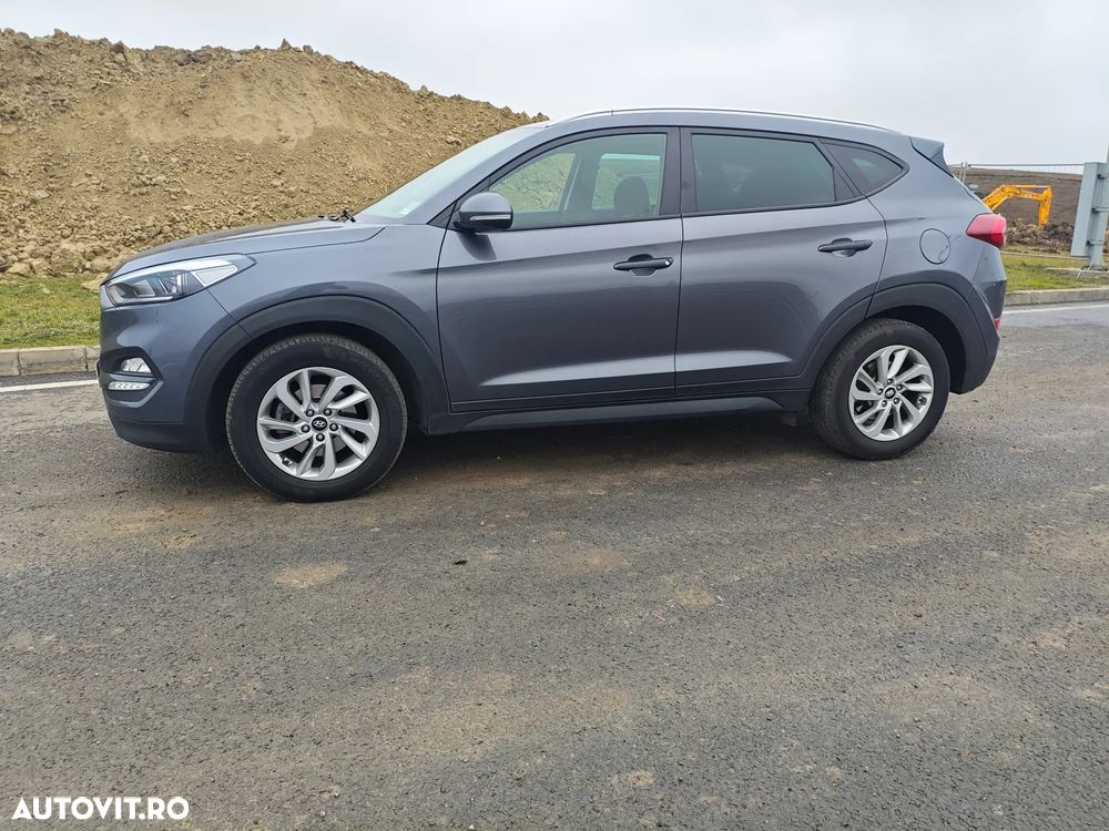 Hyundai Tucson blue 1.7 CRDi 2WD DCT Style - 12