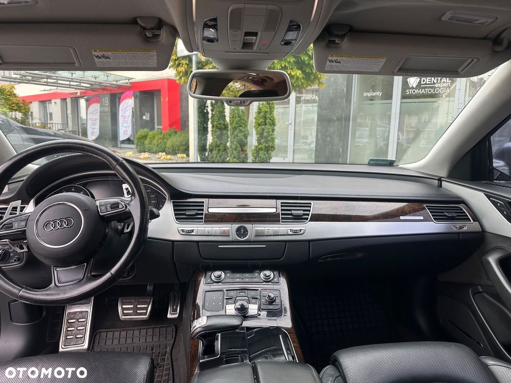 Audi A8 - 12