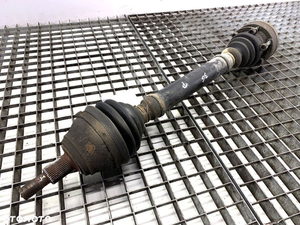 PÓŁOŚ PRAWY PRZÓD  SEAT LEON (1M1) 1999 - 2006 1.8 20V T 4 132 kW [180 KM] benzyna 1999 - 2006 - 2