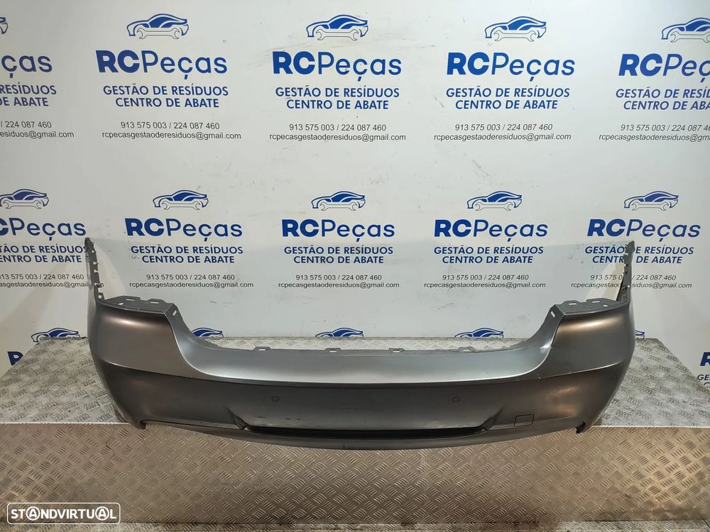 Parachoques Tras Traseiro BMW Serie 3 E90 Sedan Carro Pack M com Sensores de Estacionamento Original - 3
