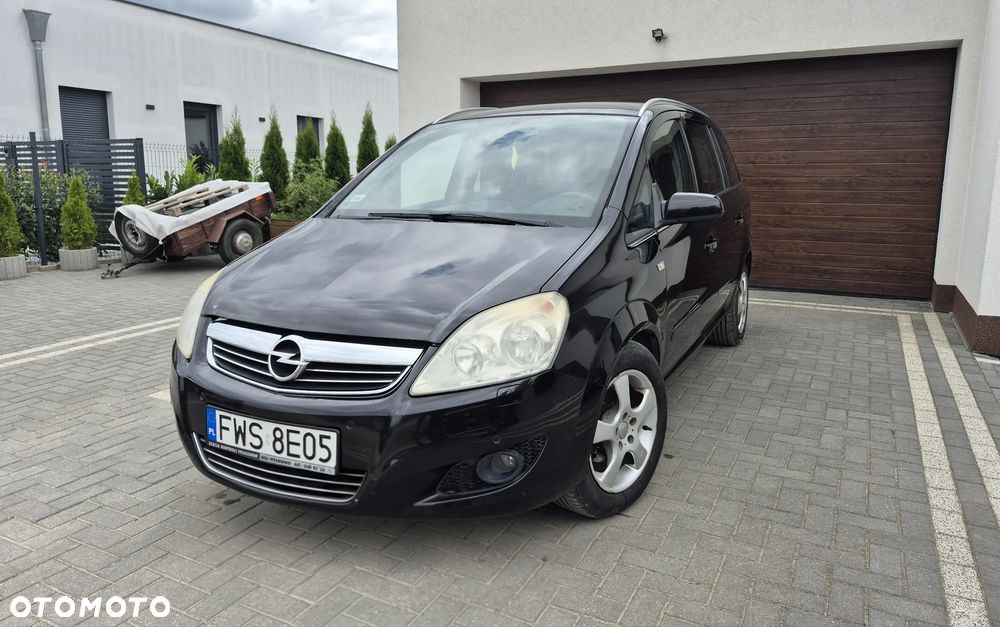 Opel Zafira - 1