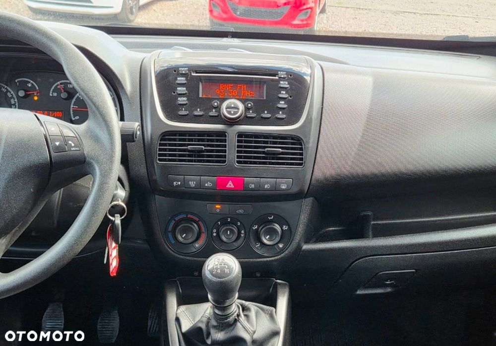 Opel Combo - 14