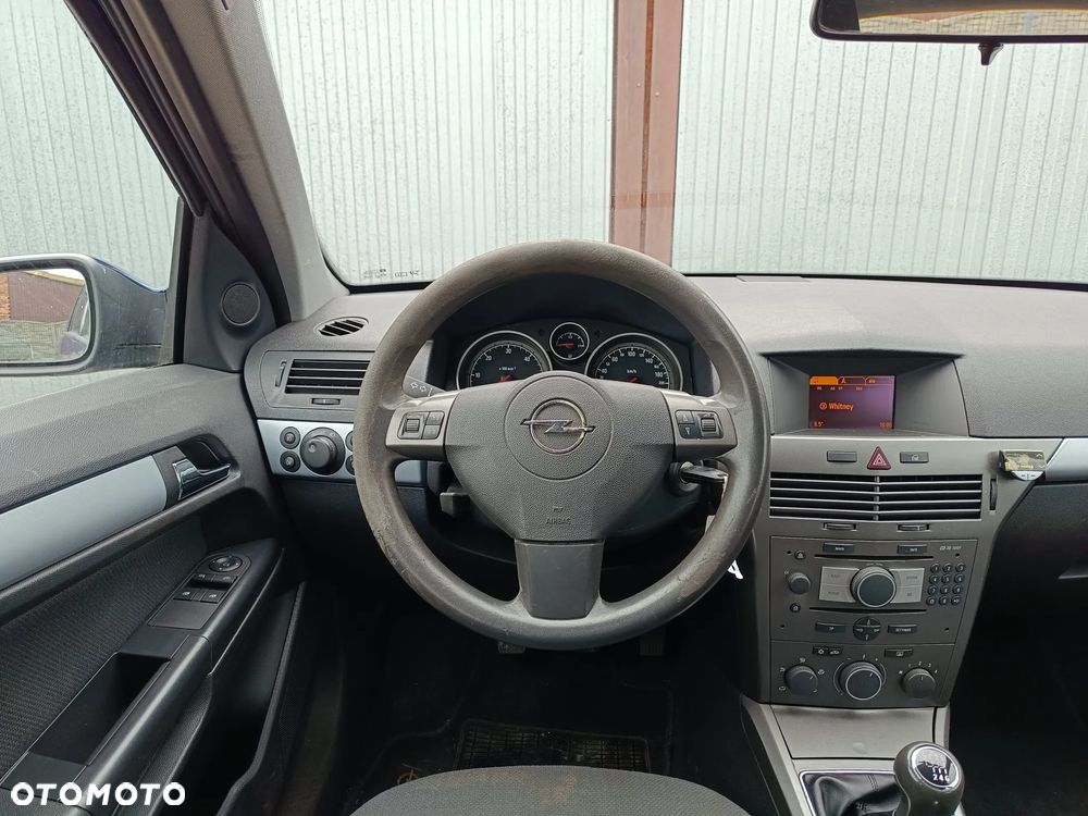 Opel Astra 1.9 CDTI - 15