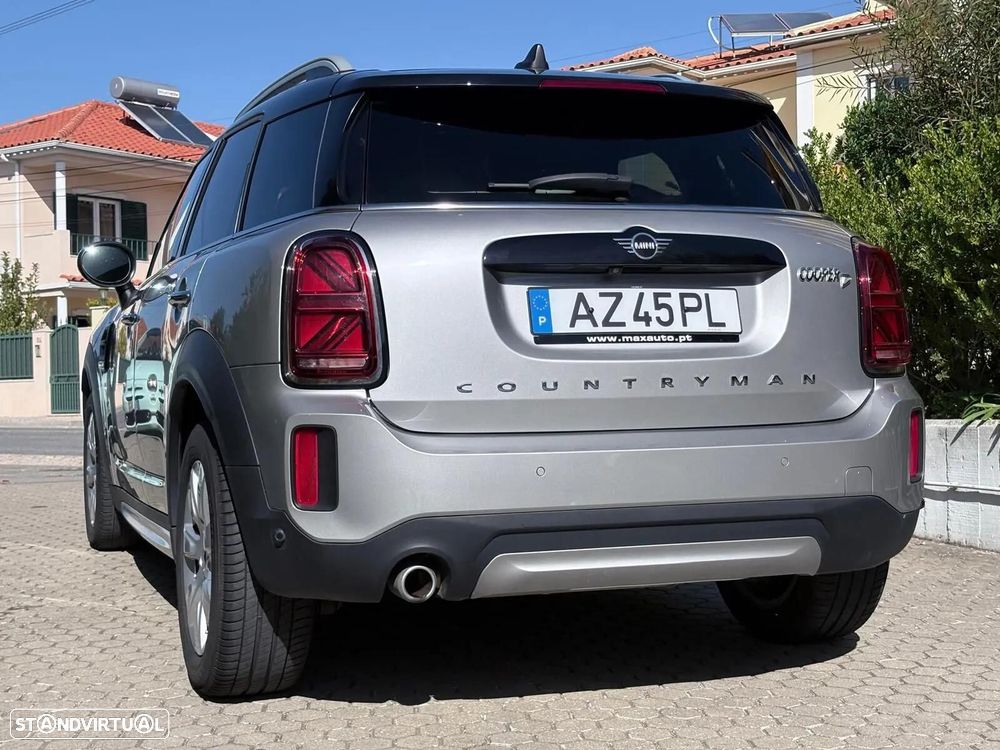 MINI Countryman Cooper D Premium Classic Auto - 24